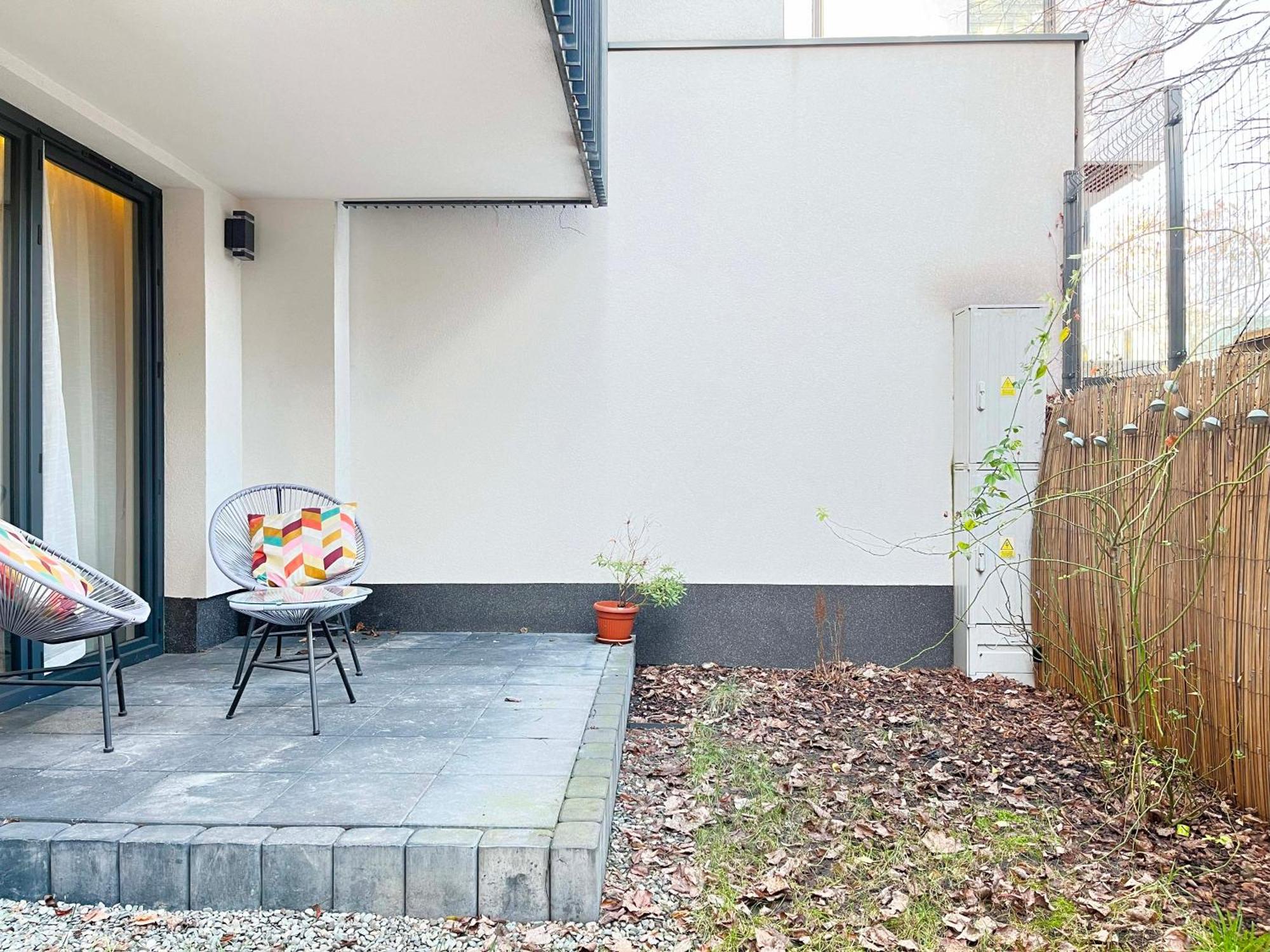 Two-Bedroom Apartment Terrace